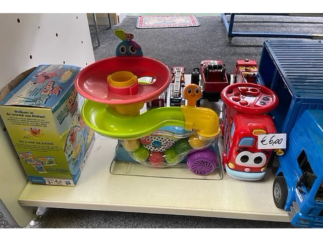 Lot speelgoedauto's - afbeelding 6 van  6