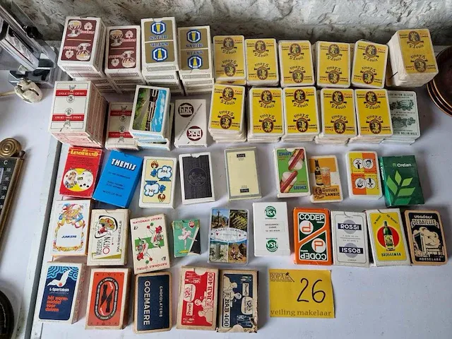 Lot speelkaarten - afbeelding 1 van  7