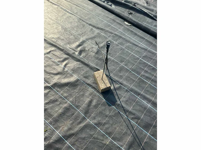 Lot sproeiers op stenen voet 50cm overige beregening (60x) - afbeelding 2 van  4