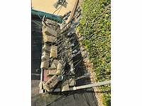 Lot sproeiers op stenen voet 50cm overige beregening (60x) - afbeelding 3 van  4