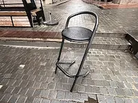 Lot staantafels en stoelen - afbeelding 3 van  6