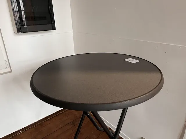 Lot staantafels en stoelen - afbeelding 6 van  6