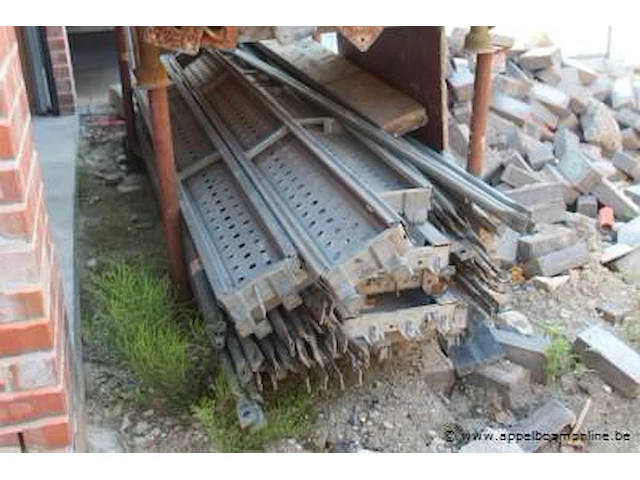 Lot stellingmateriaal - afbeelding 2 van  2