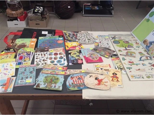 Lot stickers - afbeelding 1 van  3