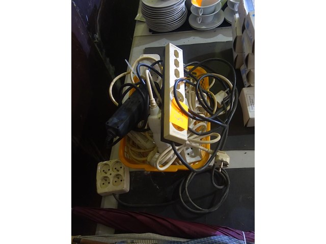 Lot stopcontactdozen - afbeelding 2 van  2