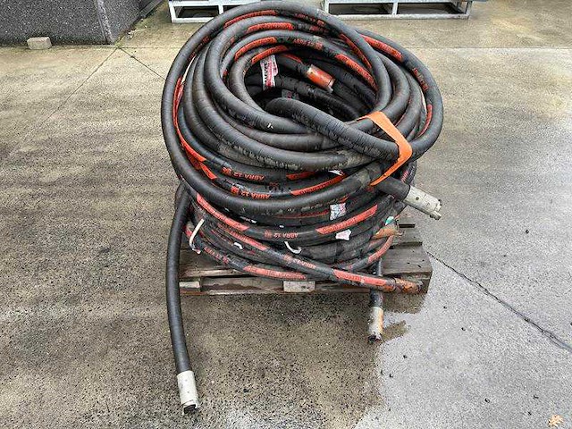 Lot straalslangen met koppelingen - afbeelding 5 van  11