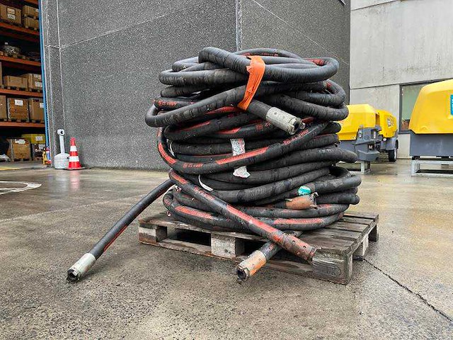 Lot straalslangen met koppelingen - afbeelding 6 van  11