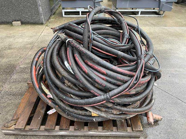 Lot straalslangen met koppelingen - afbeelding 3 van  7