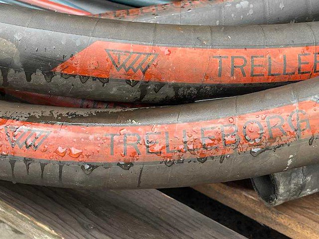 Lot straalslangen met koppelingen - afbeelding 5 van  7