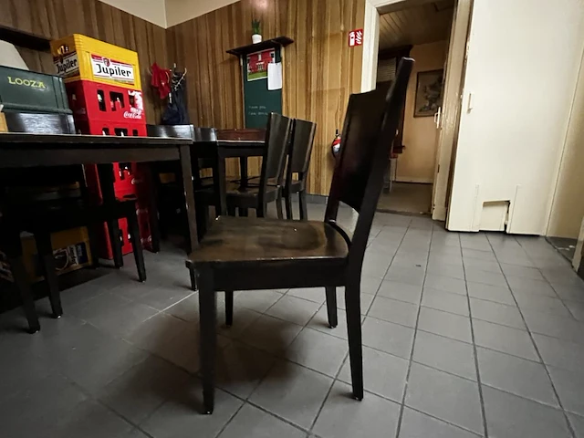 Lot tafels en stoelen - afbeelding 3 van  6