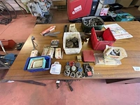 Lot tappen en boren inclusief tafel - afbeelding 5 van  11