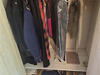 Lot textiel in de kast - afbeelding 1 van  3