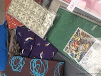 Lot textiel - afbeelding 3 van  4