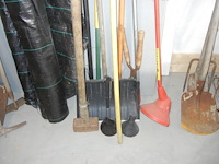 Lot tuingerei - afbeelding 2 van  2