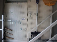 Lot tuinnier gereedschap wo. bijlen - afbeelding 1 van  2