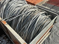 Lot tunnelboogjes pvc overige teeltmateriaal; (150x) - afbeelding 1 van  5