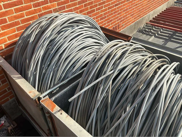 Lot tunnelboogjes pvc overige teeltmateriaal; (150x) - afbeelding 2 van  5