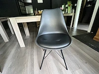 Lot van 10 bistrotafels en 28 stoelen - afbeelding 10 van  12
