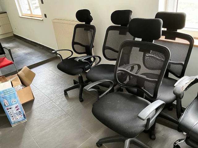 Lot van 13 bureaustoelen - afbeelding 8 van  8