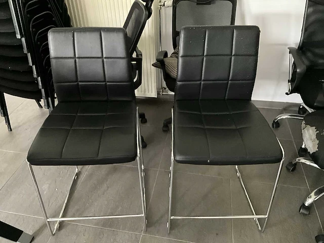 Lot van 13 bureaustoelen - afbeelding 1 van  9