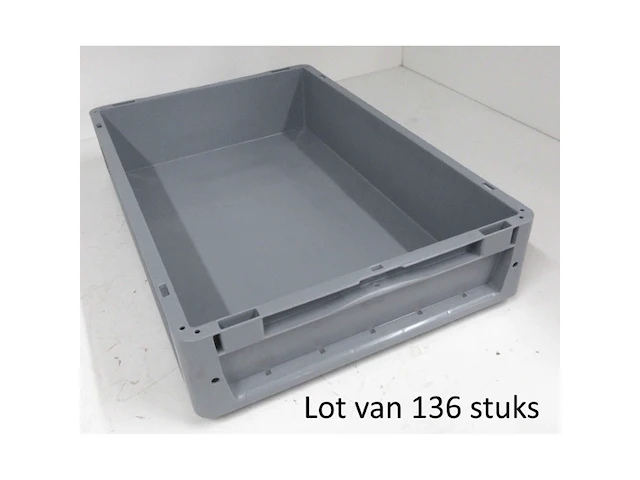 Lot van 136 euronorm stapelbakken ne 6412 - afbeelding 1 van  1