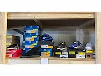 Lot van 181 paar sportsneakers van nike, hummel, adidas, puma, le coq sportif, asics, reebok, .... nieuwe artikelen - verschillende maten - afbeelding 10 van  17