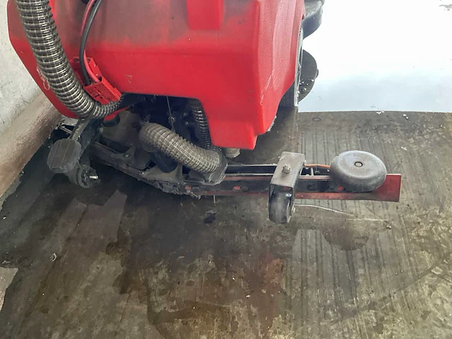 Lot van 2 industriële kuismachines jet line gansow - afbeelding 8 van  16