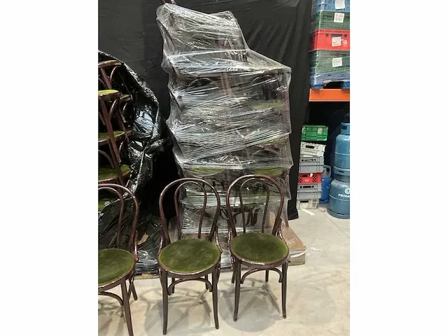 Lot van 46 designstoelen thonet replica - afbeelding 8 van  13
