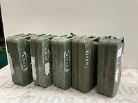 Lot van 5 jerrycans - afbeelding 1 van  1