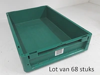 Lot van 68 euronorm stapelbakken ne 6412 - afbeelding 1 van  1
