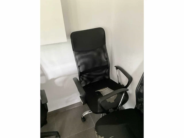 Lot van 9 bureaustoelen - afbeelding 5 van  8