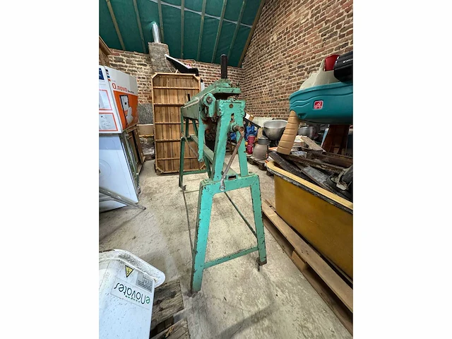 Lot van diverse artikelen bouw- en bevestigingsmateriaal - afbeelding 2 van  14