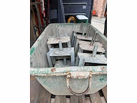 Lot van steunen en koppen voor schroefstempels bouw- en bevestigingsmateriaal - afbeelding 7 van  7