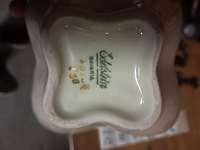 Lot varia beelden,vaasjes,wanelstok enz - afbeelding 2 van  3