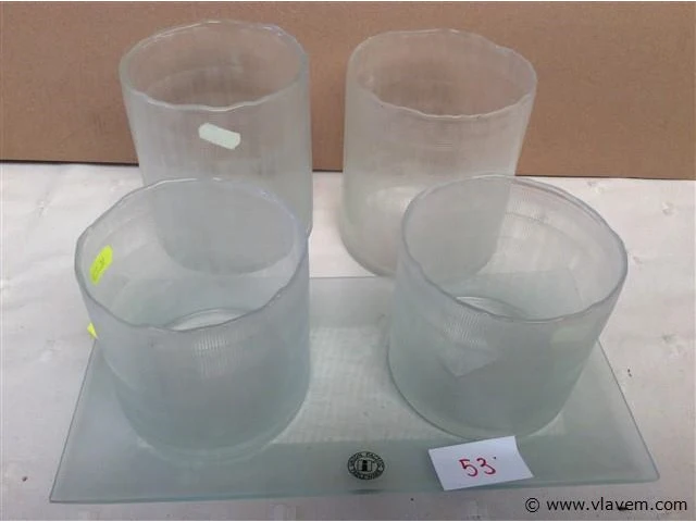 Lot vazen glas - afbeelding 1 van  3