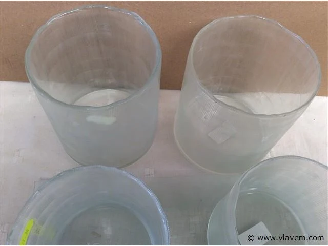 Lot vazen glas - afbeelding 3 van  3