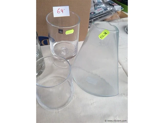Lot vazen glas - afbeelding 3 van  3