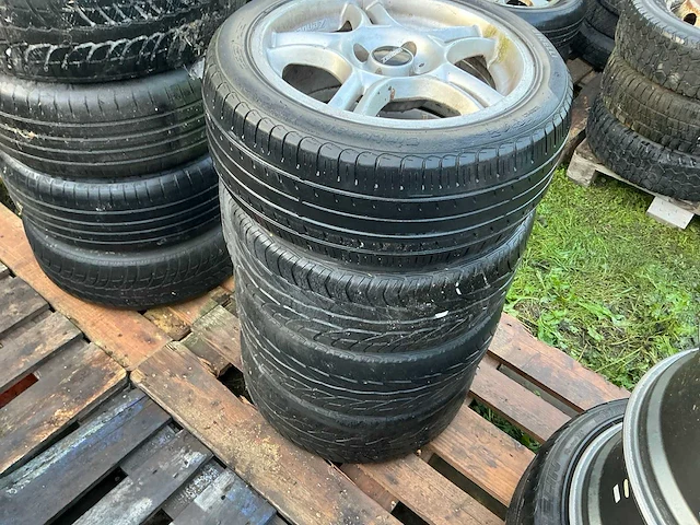 Lot velgen en banden - afbeelding 15 van  27