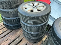Lot velgen en banden - afbeelding 16 van  27