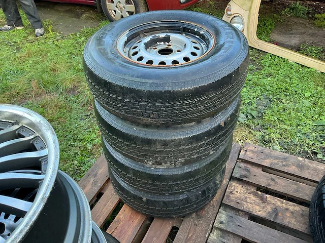 Lot velgen en banden - afbeelding 18 van  27