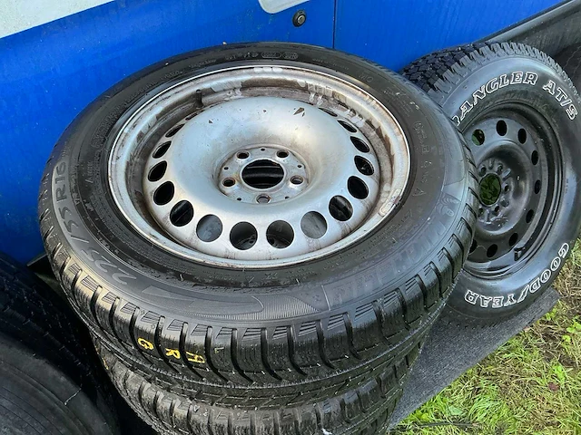 Lot velgen en banden - afbeelding 23 van  27