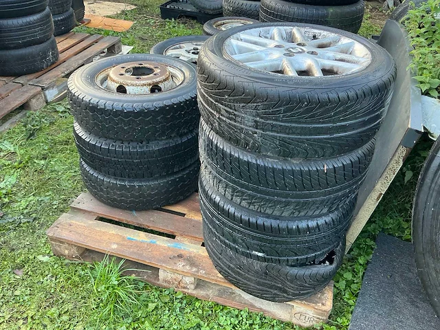 Lot velgen en banden - afbeelding 26 van  27