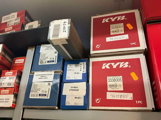Lot vering onderdelen (195x) - afbeelding 24 van  26