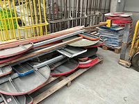 Lot verkeersborden signalisatie / wegblokkades - afbeelding 3 van  9