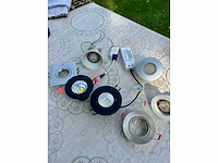Lot verlichting en camera’s - afbeelding 44 van  105
