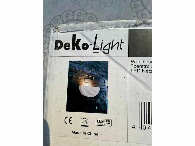 Lot verlichting en camera’s - afbeelding 81 van  105