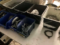 Lot verven met toebehoren - afbeelding 37 van  73