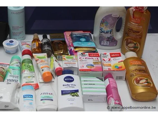 Lot verzorgingsproducten - afbeelding 3 van  3