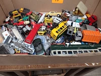 Lot vintage auto's en kruiden rek - afbeelding 1 van  3