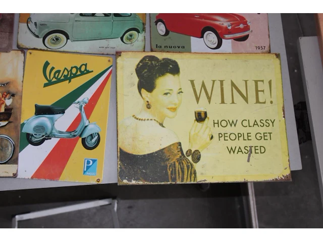 Lot vintage reclamebordjes - afbeelding 2 van  8